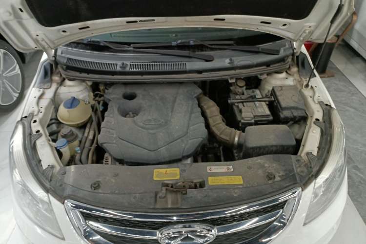 Used Chery E3 2015 1.5L Manual ZhiShang Model Engine Bay