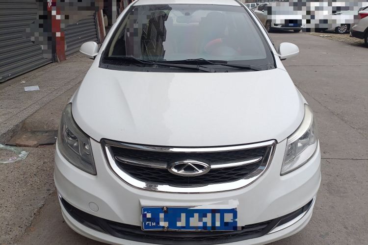 Used Chery E3 2015 1.5L Manual Fashion Model Exterior 1