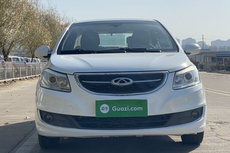 Used Chery E3 2015 1.5L Manual Fashion Model Exterior 1