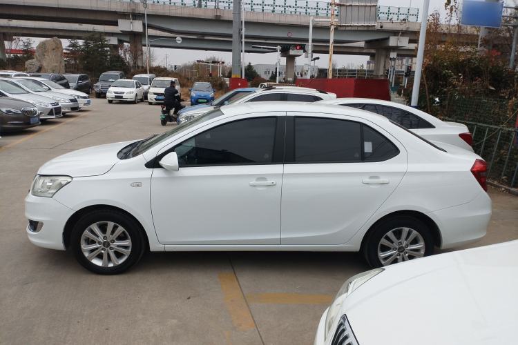 Used Chery E3 2015 1.5L Manual Fashion Model Exterior 3