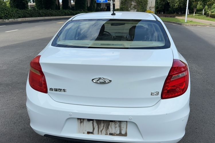 Used Chery E3 2015 1.5L Manual Fashion Model Exterior 3
