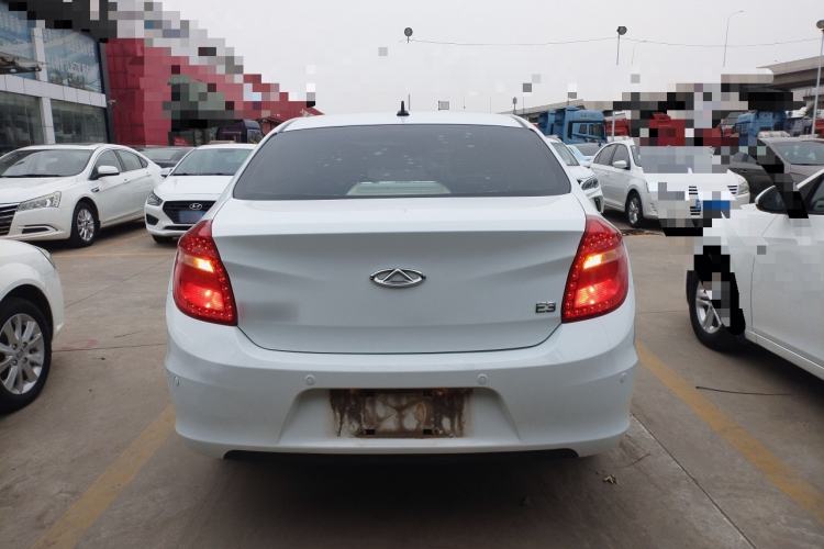 Used Chery E3 2015 1.5L Manual Fashion Model Exterior 4