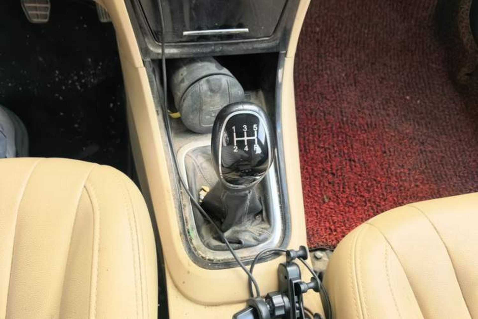 Used Chery E3 2015 1.5L Manual ZhiShang Model Gear Lever