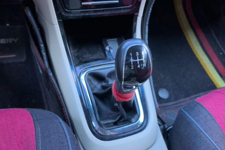 Used Chery E3 2015 1.5L Manual ZhiShang Model Gear Lever