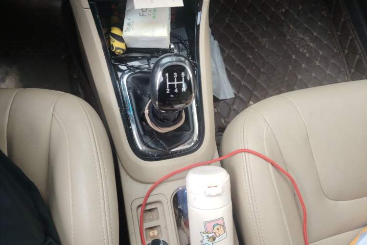 Used Chery E3 2015 1.5L Manual Sishang Edition Gear Lever