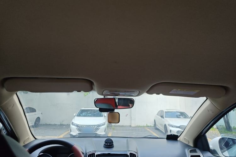 Used Chery E3 2015 1.5L Manual Fashion Model Headliner