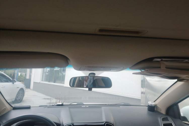 Used Chery E3 2015 1.5L Manual Sishang Edition Headliner