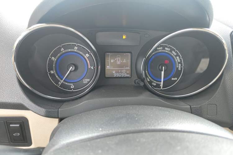 Used Chery E3 2015 1.5L Manual ZhiShang Model Instrument Cluster