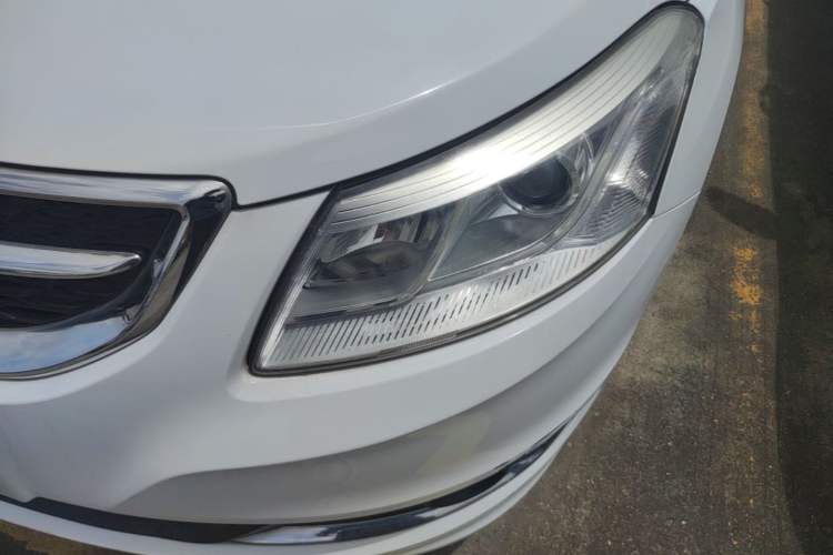 Used Chery E3 2015 1.5L Manual Fashion Model Left Front Headlight