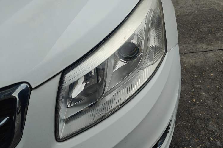 Used Chery E3 2015 1.5L Manual Fashion Model Left Front Headlight