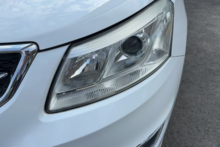 Used Chery E3 2015 1.5L Manual Fashion Model Left Front Headlight