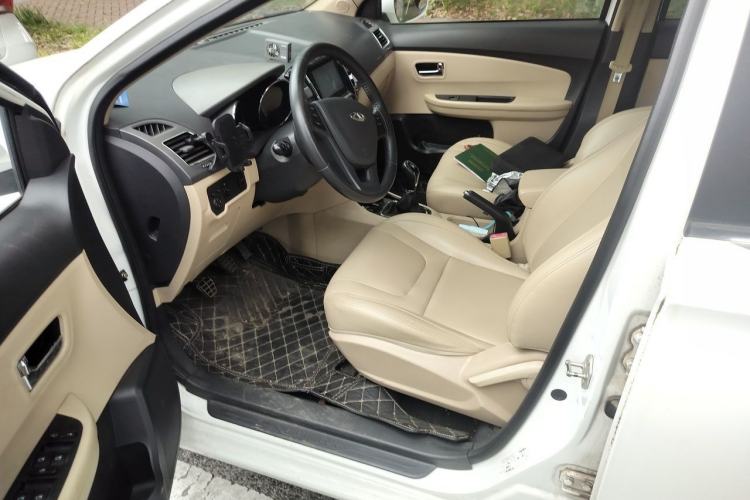 Used Chery E3 2015 1.5L Manual ZhiShang Model Left Front Seat