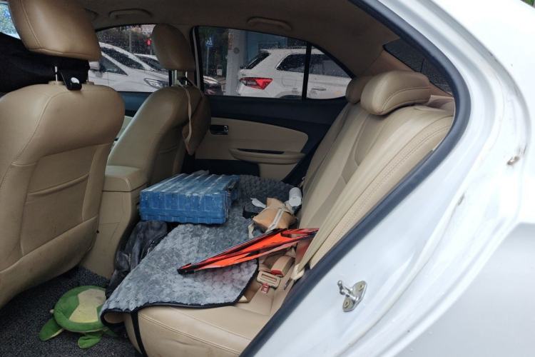 Used Chery E3 2015 1.5L Manual ZhiShang Model Left Rear Seat