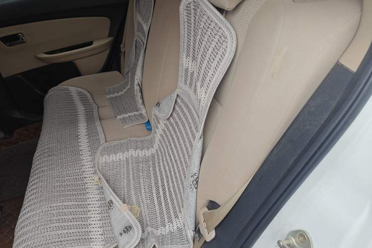 Used Chery E3 2015 1.5L Manual Fashion Model Left Rear Seat