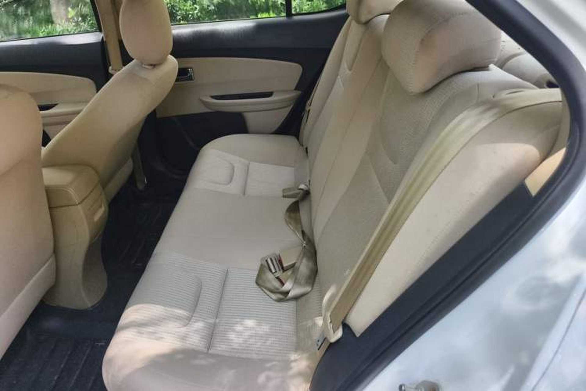Used Chery E3 2015 1.5L Manual Fashion Model Left Rear Seat