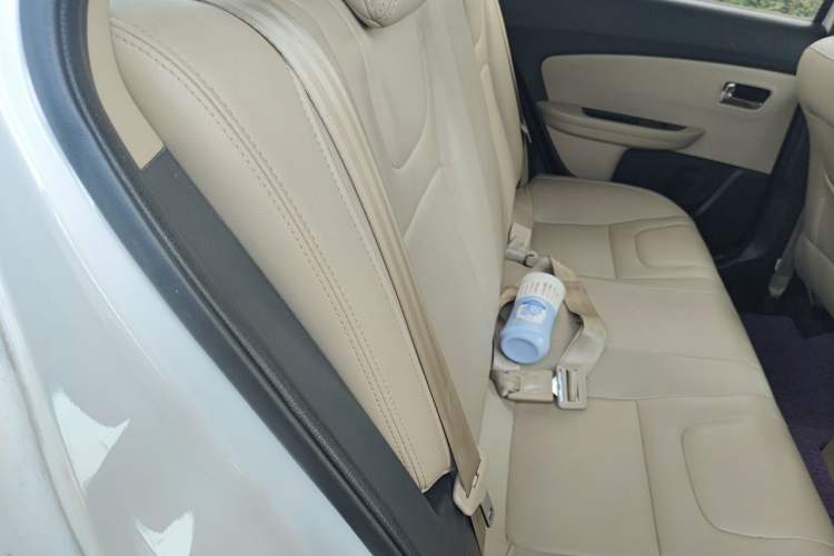 Used Chery E3 2015 1.5L Manual ZhiShang Model Left Rear Seat