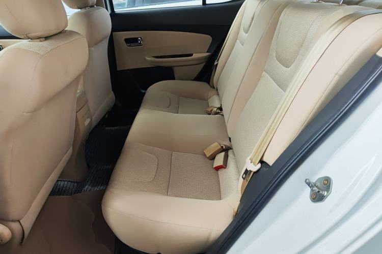 Used Chery E3 2015 1.5L Manual Fashion Model Left Rear Seat