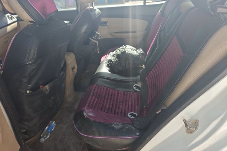 Used Chery E3 2015 1.5L Manual ZhiShang Model Left Rear Seat
