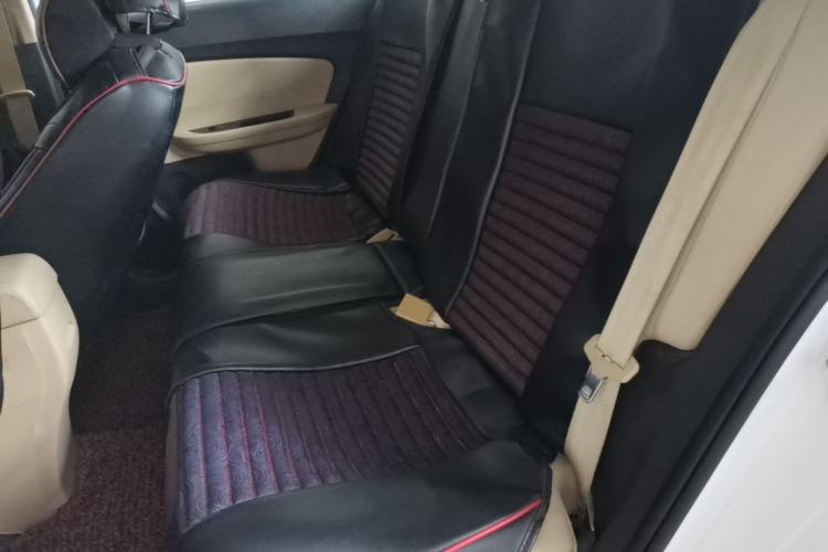 Used Chery E3 2015 1.5L Manual Fashion Model Left Rear Seat