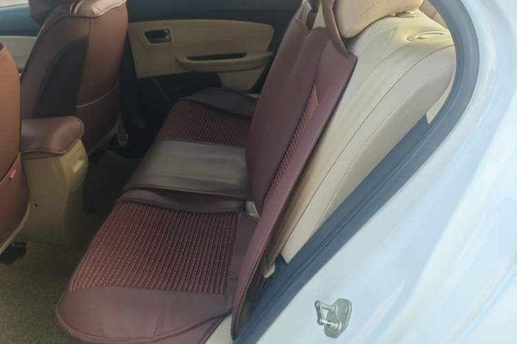 Used Chery E3 2015 1.5L Manual Fashion Model Left Rear Seat