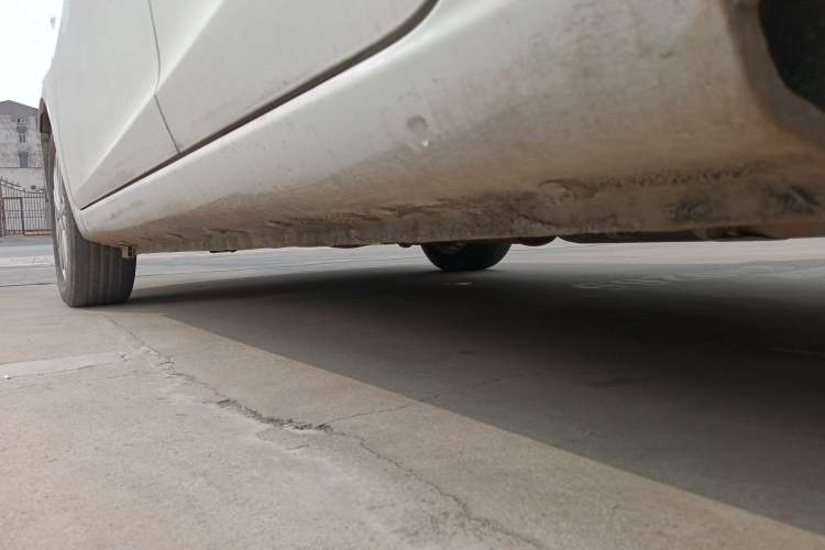 Used Chery E3 2015 1.5L Manual Fashion Model Left Side Sill