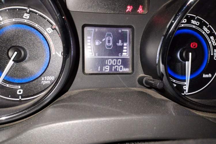 Used Chery E3 2015 1.5L Manual ZhiShang Model Odometer Close Up