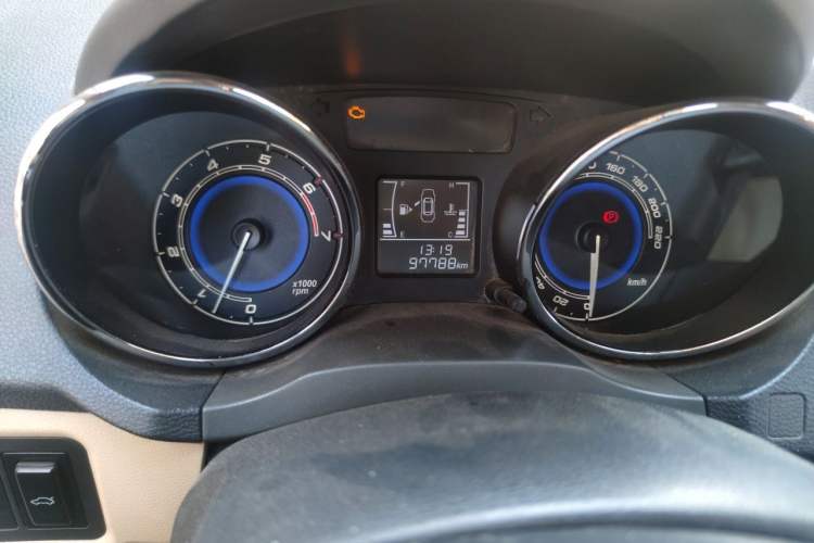 Used Chery E3 2015 1.5L Manual ZhiShang Model Odometer Close Up