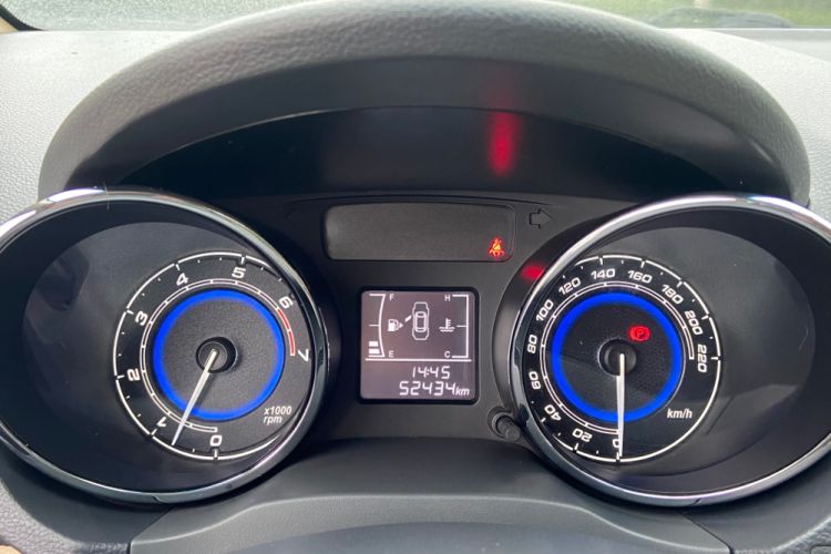 Used Chery E3 2015 1.5L Manual ZhiShang Model Odometer Close Up