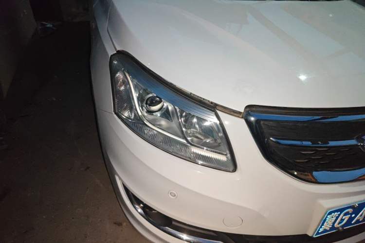 Used Chery E3 2015 1.5L Manual ZhiShang Model Right Front Headlight