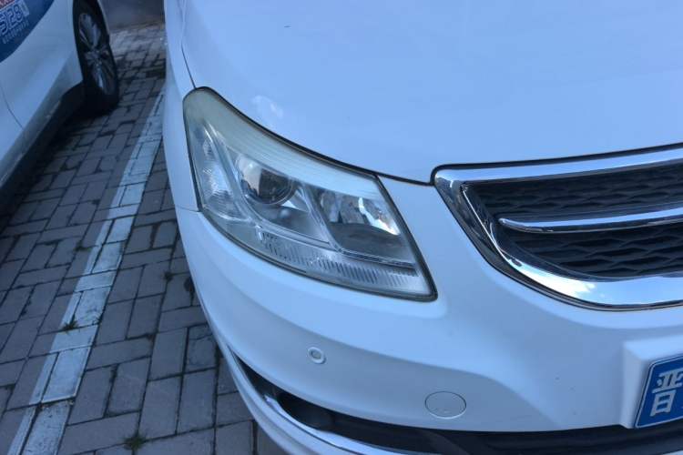 Used Chery E3 2015 1.5L Manual ZhiShang Model Right Front Headlight