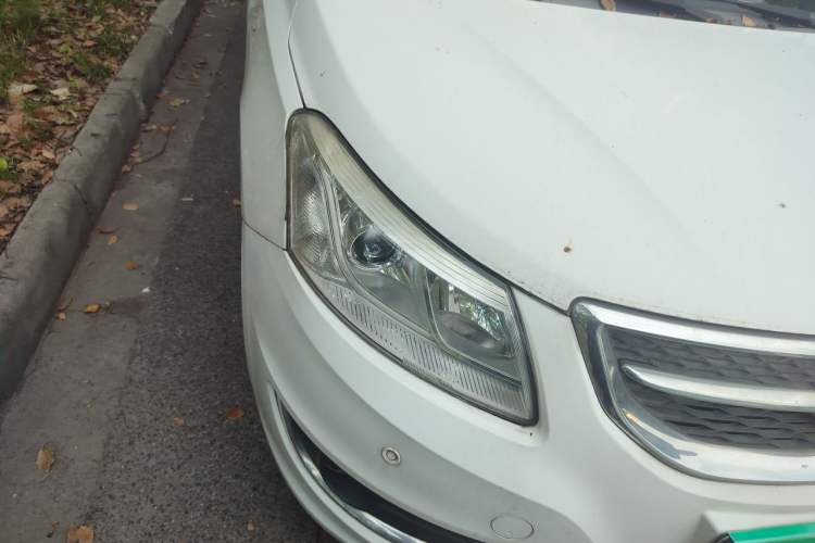 Used Chery E3 2015 1.5L Manual ZhiShang Model Right Front Headlight