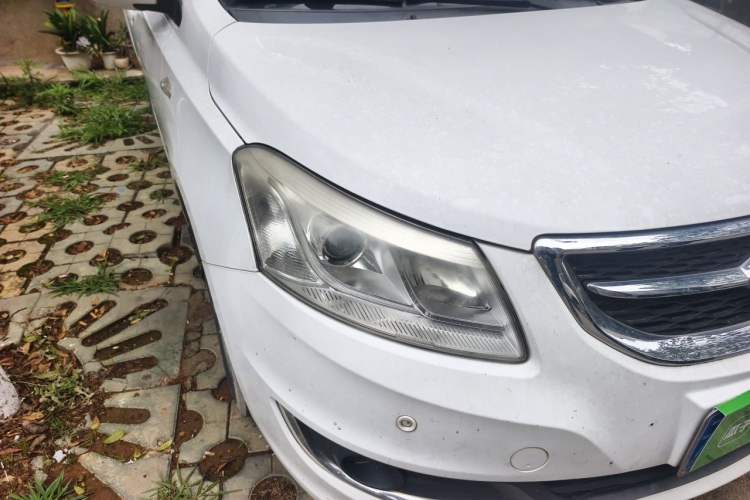Used Chery E3 2015 1.5L Manual ZhiShang Model Right Front Headlight