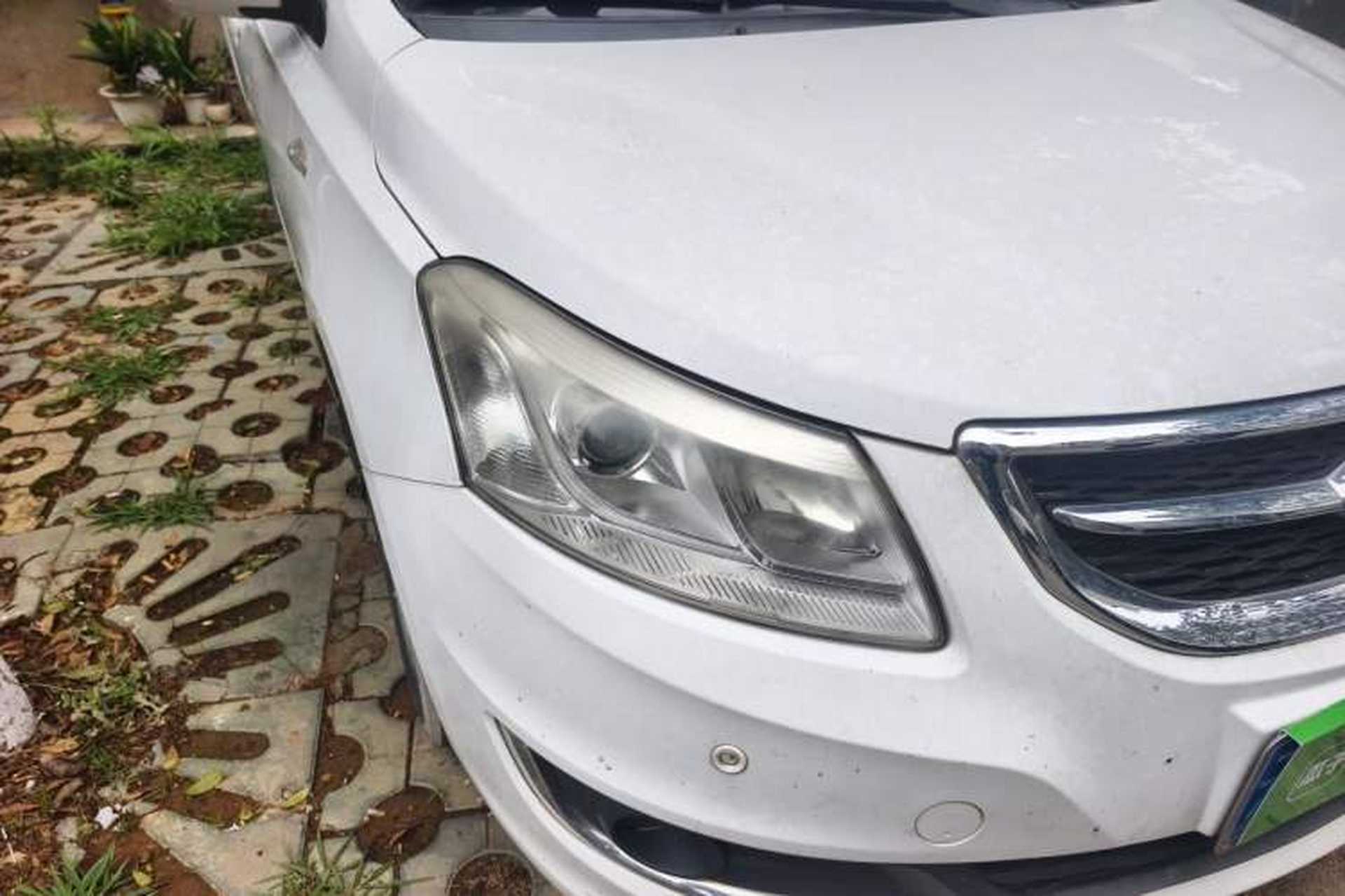 Used Chery E3 2015 1.5L Manual ZhiShang Model Right Front Headlight