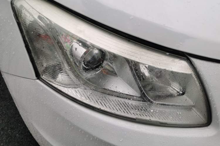 Used Chery E3 2015 1.5L Manual Sishang Edition Right Front Headlight