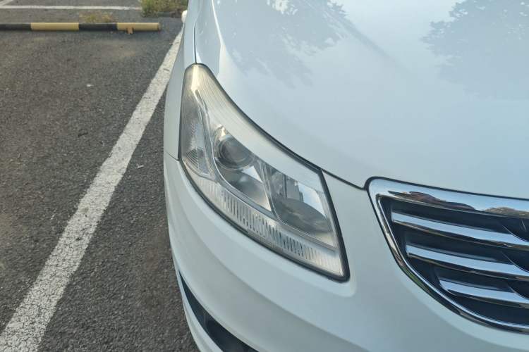 Used Chery E3 2015 1.5L Manual Fashion Model Right Front Headlight