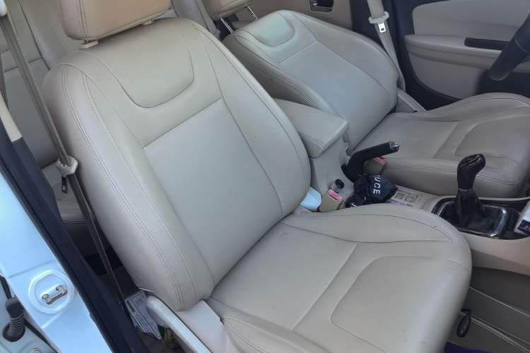 Used Chery E3 2015 1.5L Manual ZhiShang Model Right Front Seat