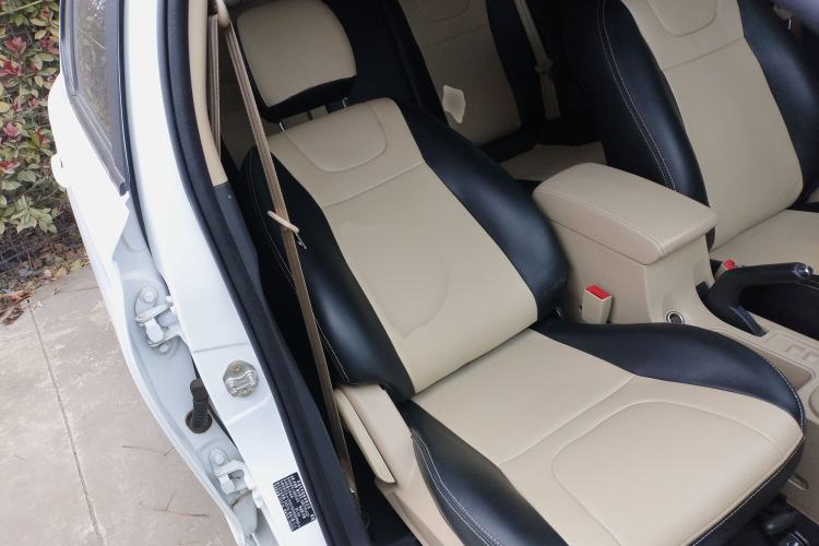 Used Chery E3 2015 1.5L Manual Fashion Model Right Front Seat