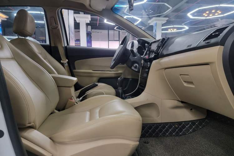 Used Chery E3 2015 1.5L Manual ZhiShang Model Right Front Seat