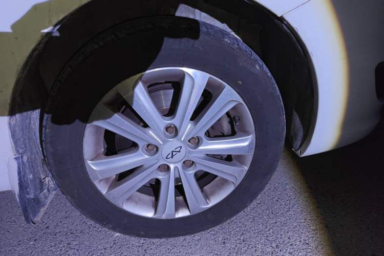 Used Chery E3 2015 1.5L Manual ZhiShang Model Right Front Wheel Hub