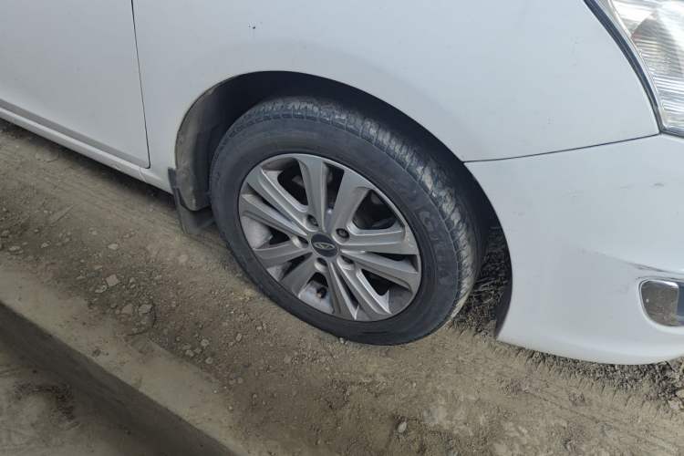 Used Chery E3 2015 1.5L Manual ZhiShang Model Right Front Wheel Hub