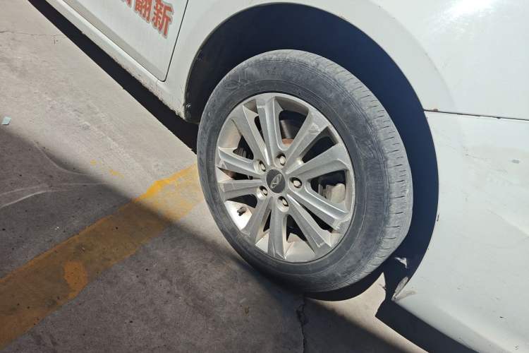 Used Chery E3 2015 1.5L Manual ZhiShang Model Right Front Wheel Hub