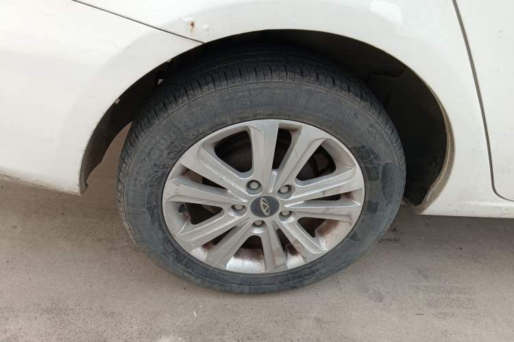 Used Chery E3 2015 1.5L Manual Fashion Model Right Rear Wheel Hub