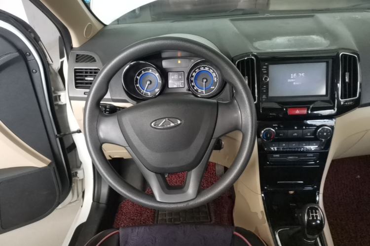 Used Chery E3 2015 1.5L Manual Fashion Model Steering Wheel