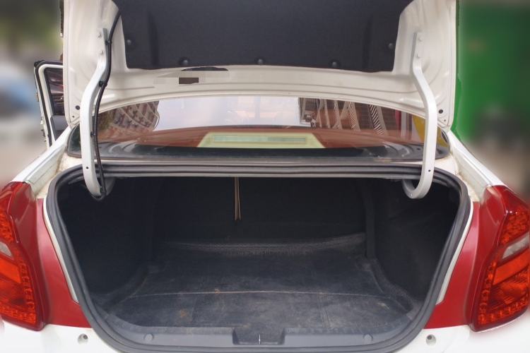 Used Chery E3 2015 1.5L Manual Sishang Edition Trunk