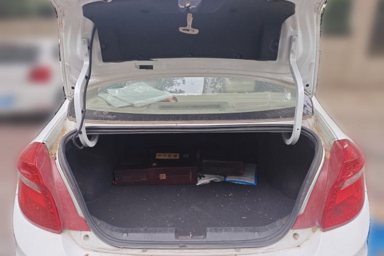 Used Chery E3 2015 1.5L Manual ZhiShang Model Trunk