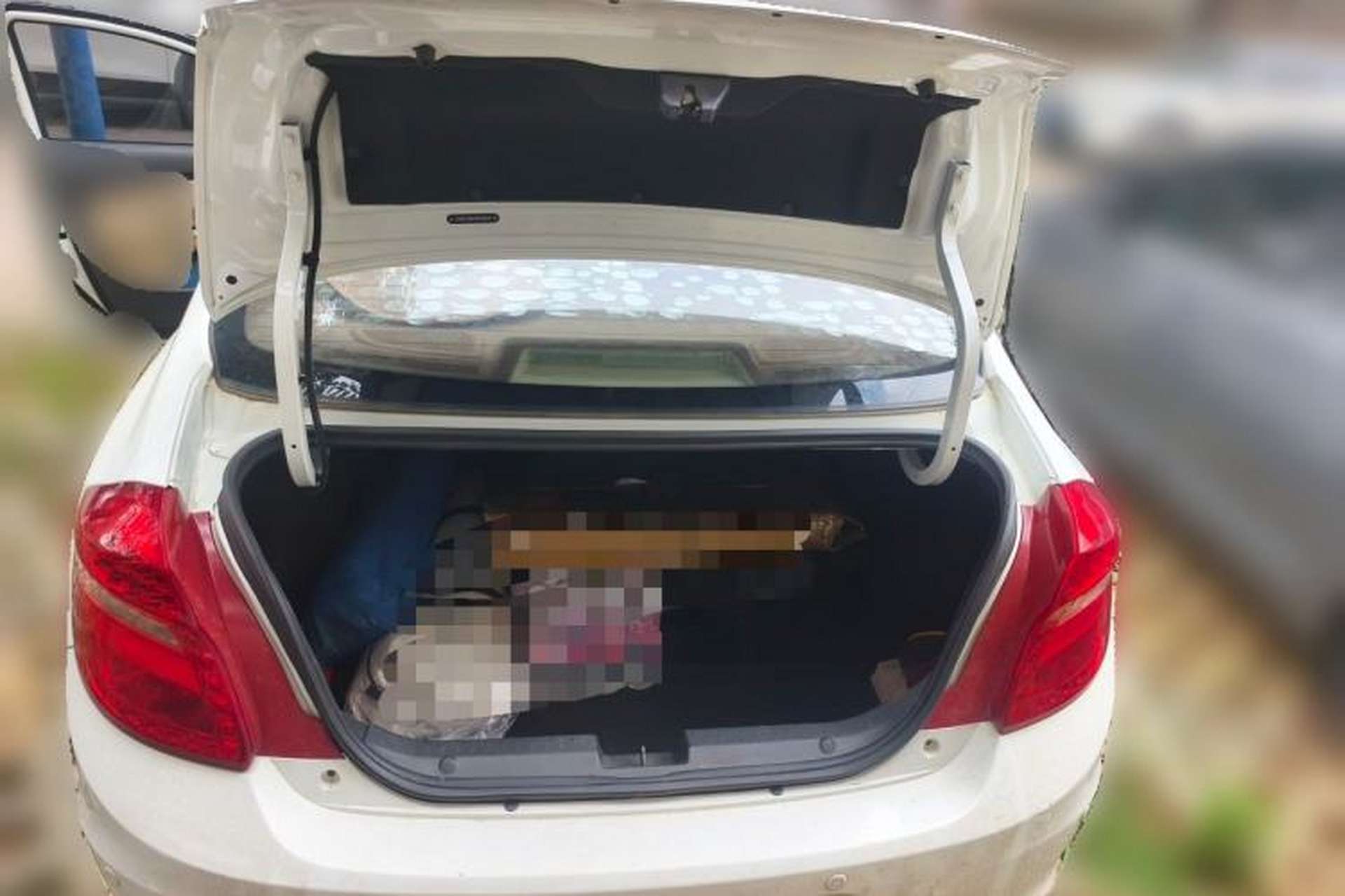 Used Chery E3 2015 1.5L Manual ZhiShang Model Trunk