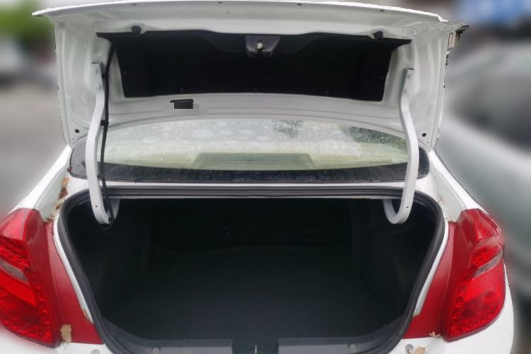 Used Chery E3 2015 1.5L Manual Sishang Edition Trunk