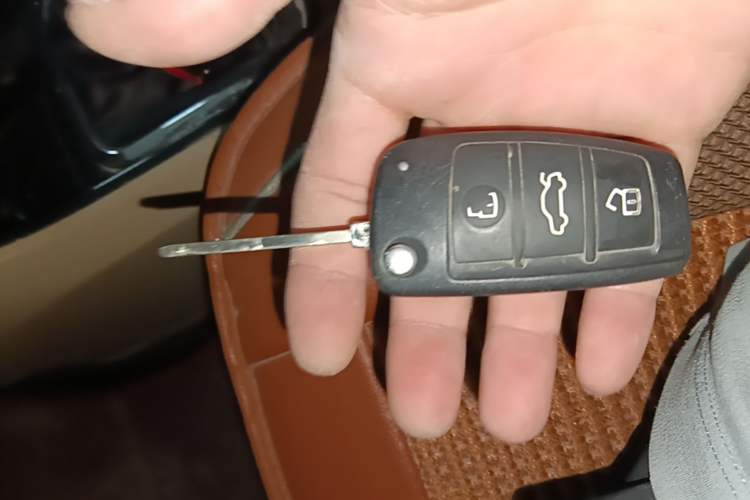 Used Chery E3 2015 1.5L Manual ZhiShang Model Vehicle Key