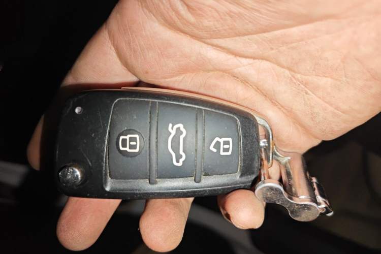 Used Chery E3 2015 1.5L Manual ZhiShang Model Vehicle Key