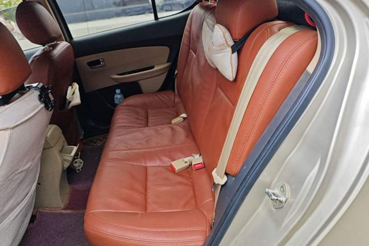 Used Chery E3 2015 1.5L Manual Fashion Model Left Rear Seat